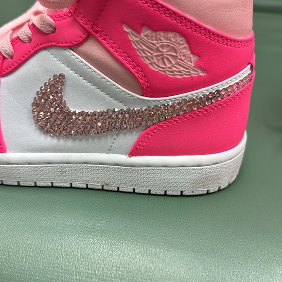 Euro size 40.5 women’s bedazzled Air Jordan 1 Mid - Picture 6 of 8